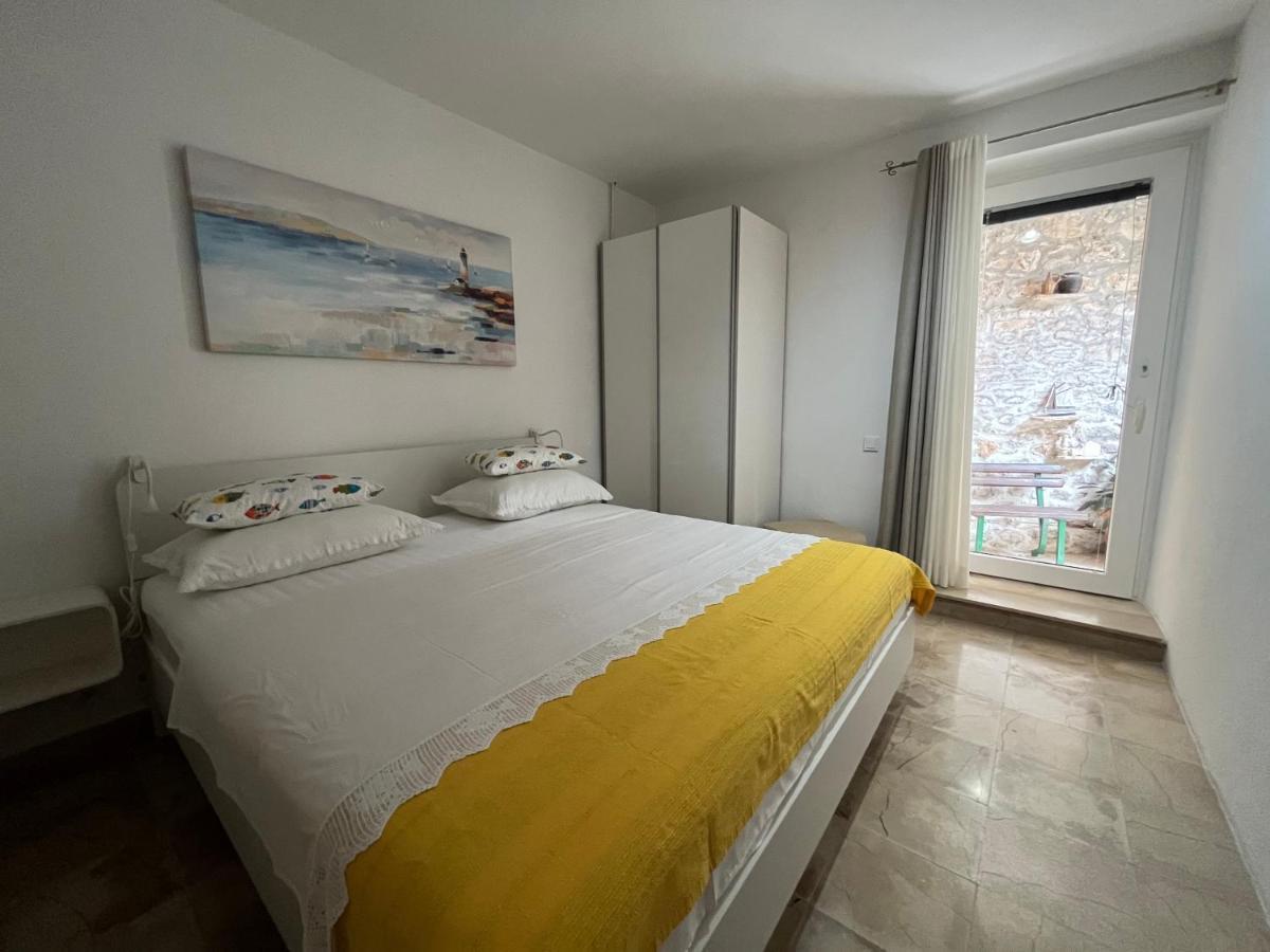 Apartment Get Supetar Dış mekan fotoğraf